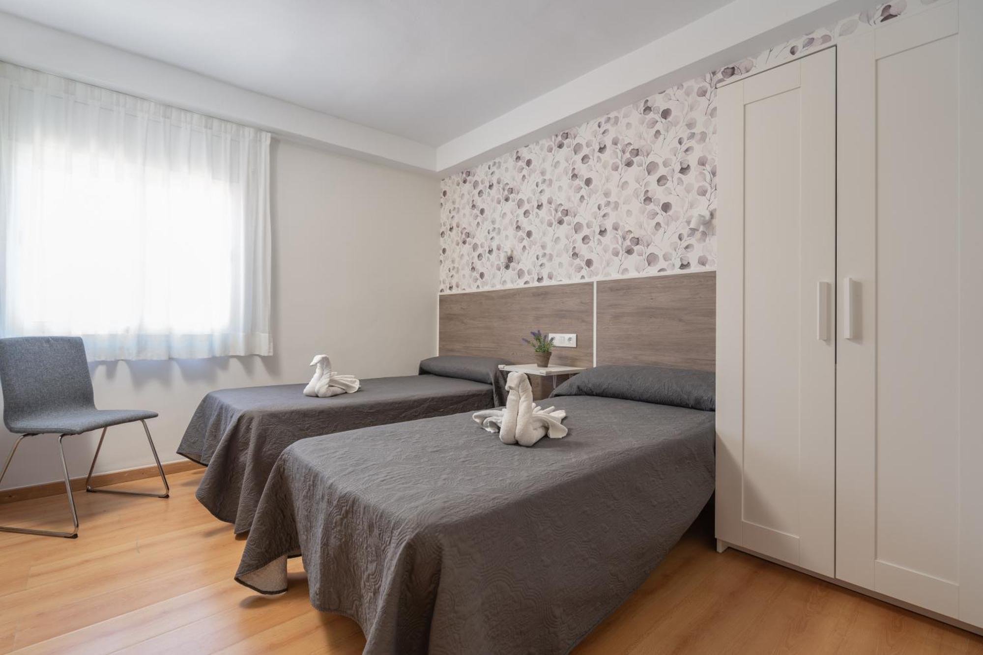 Hotel Tolosa ซาลอว์ ภายนอก รูปภาพ