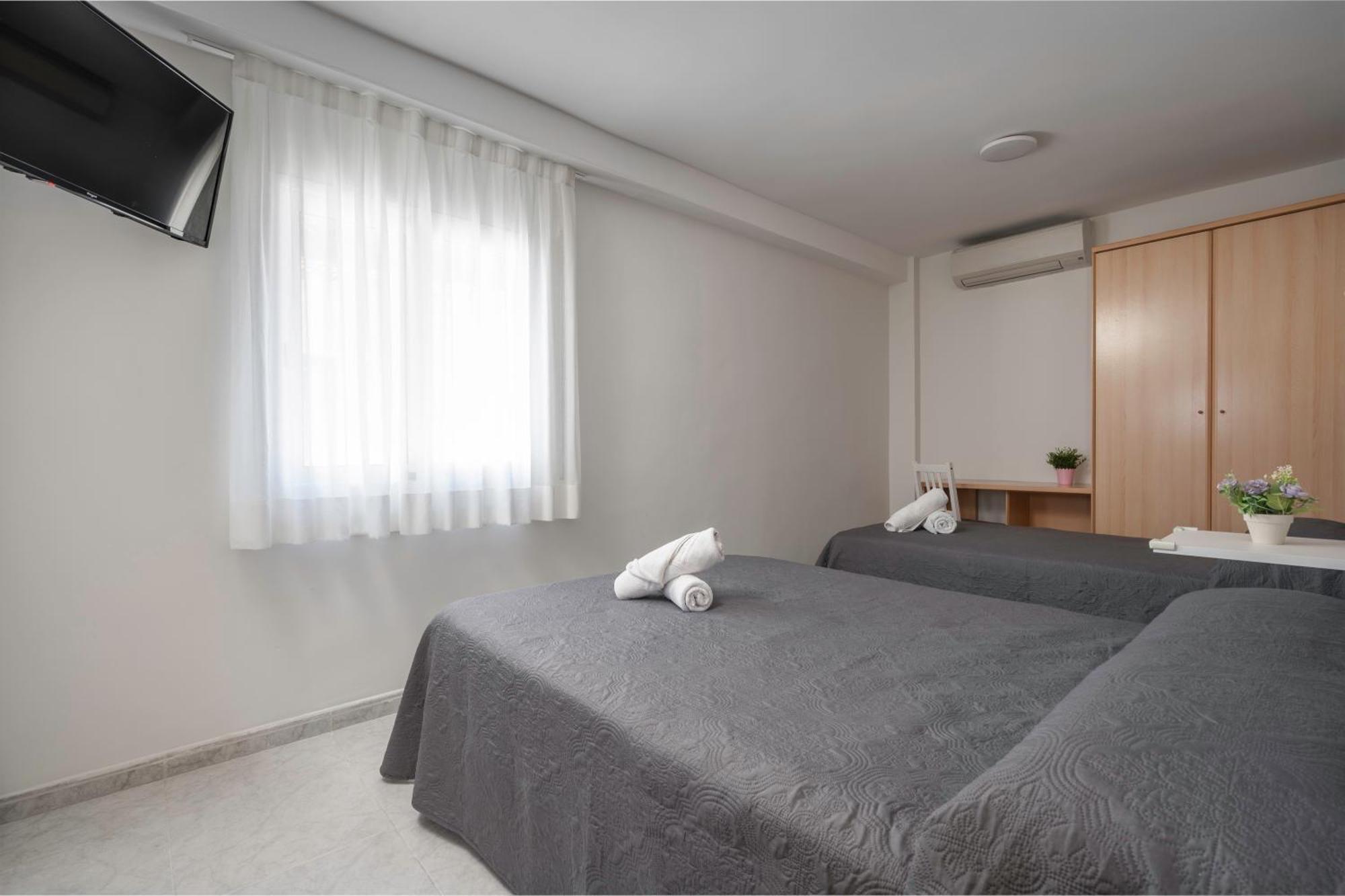 Hotel Tolosa ซาลอว์ ภายนอก รูปภาพ